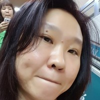 Yvonne Chua