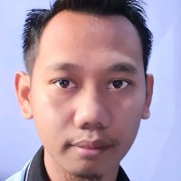 Romi Hidayat