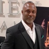 Tim Campbell