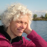 Esther De Lange