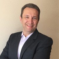 Roberto F Dias Novello