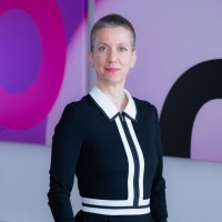 Szilvia Kovari-Krecsmary