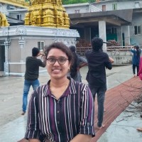 Nayakapu Akhila