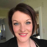 Laura Adams