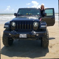 Lainey Crumpton