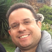 VINICIUS PARANHOS