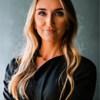 Victoria B.