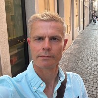 Chris Amos