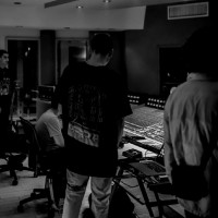 L-A Produciendo