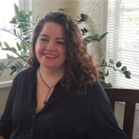 Karen Kiell, Cae