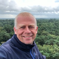 Bert Dekker