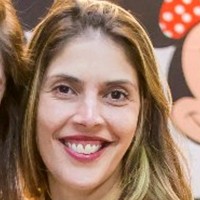Poliana Queiroz Assis