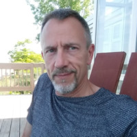 Kirk Larsen
