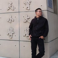 邱柏硯