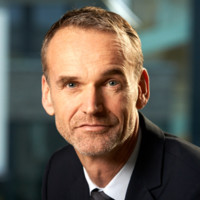 Ralf Peters