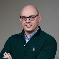 Виктор Мельников