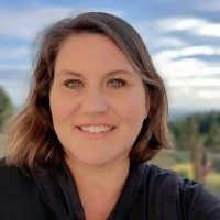 Traci Thiel