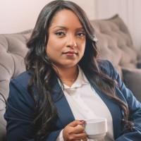Valéria Santos