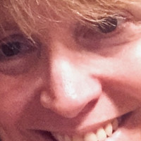 Suzanne Meade