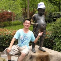 李利伟