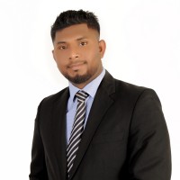 Uthumalebbe Nahthi B.Sc. (Hons) Eng, B.Sc. (Hons) Qs, M(Sce).