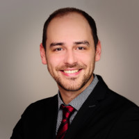 Dr. Leander Reinert