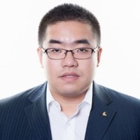 王逸群