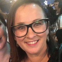 Liz Robertson