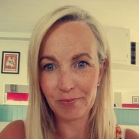 Gillian Dee
