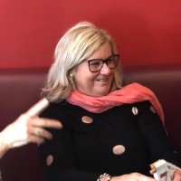 sue dignan