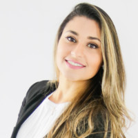 Thais Pinheiro