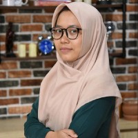 Santi Ratna Dewi
