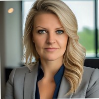 Paulina Janiec, Mba