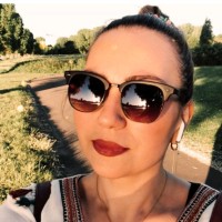 Selin Ozbek