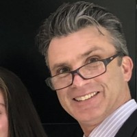 Guy Dixon