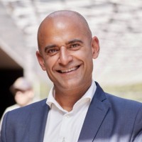 Stuart Lee Skovby De Abrew