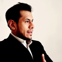 Víctor  Hugo Romero Bustos