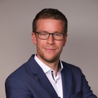 Martin Linhart, Cfa