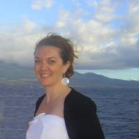 Leslie Adams