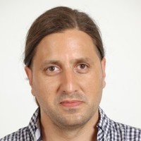 ★ Javier García