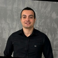 Özgür Yangeç