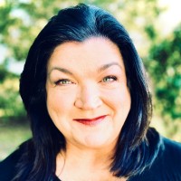 Julie Tindall, Mpa