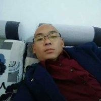 黄发亮