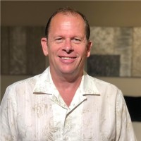 Stefan O Neff Helps Remove Clutter With A Smile