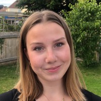 Lauren Halford