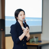 Erin Dong