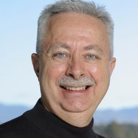 Robert J Mcclung