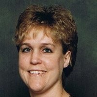 Lisa M Davis