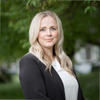 Marianne Stirling