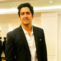 Tarun Bakshi